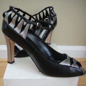 🆕 Manolo Blahnik Heels